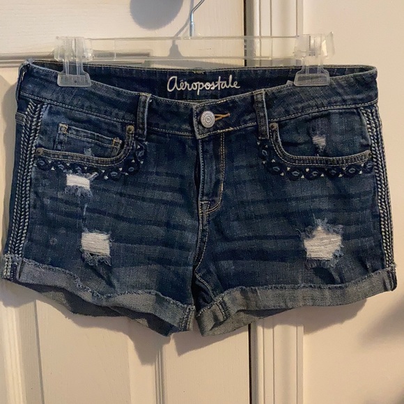 🟢 Aeropostale Women’s Midi Jean Shorts - Size 6 - Picture 1 of 7